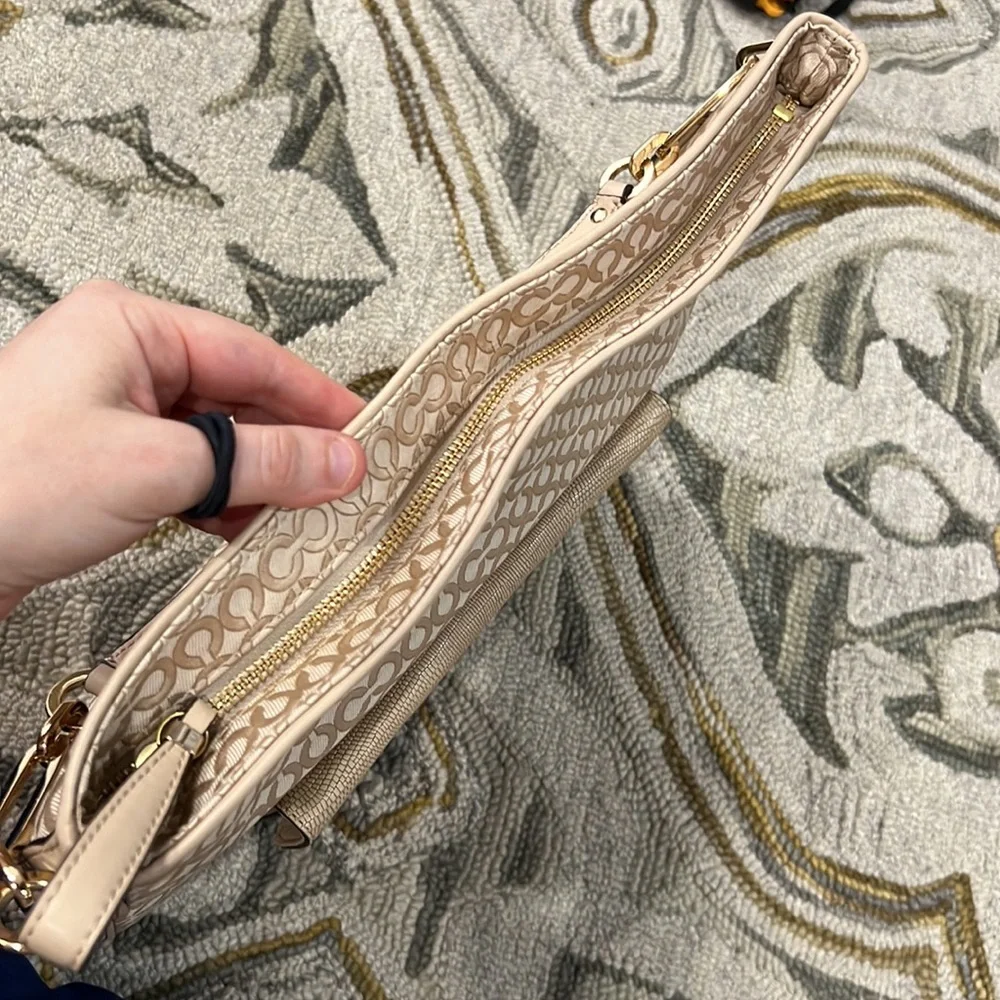 💕 Coach NWOT beige gold top handle satchel x large bag nice 💕